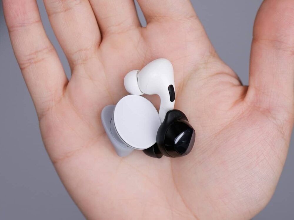 Over-the-counter hearing aids being compared to prescription hearing aids at Autumn Oak in Friendswood, TX